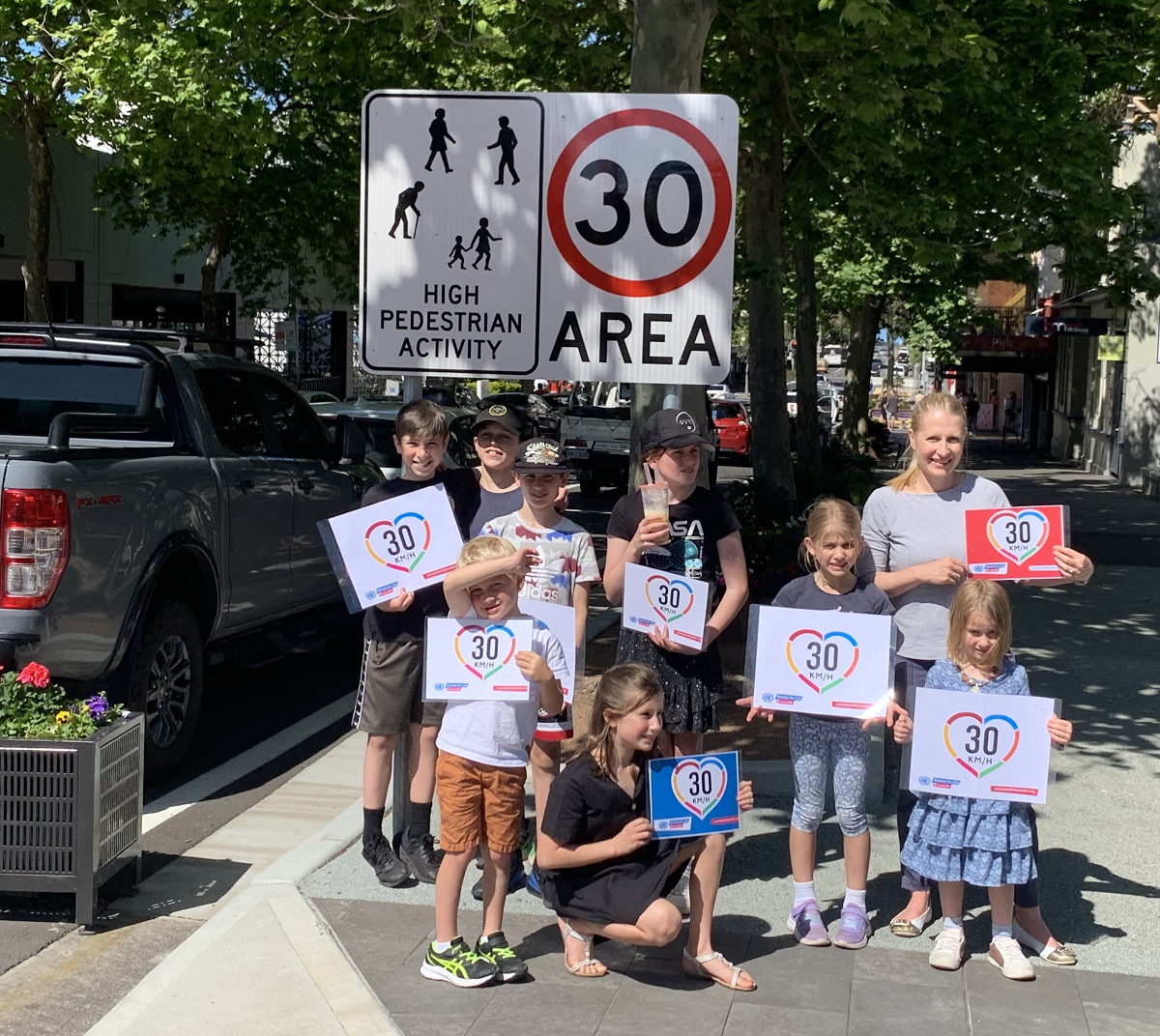 Campaigning for 30kmh speed limit in Wollongong, Image: Lena Huda