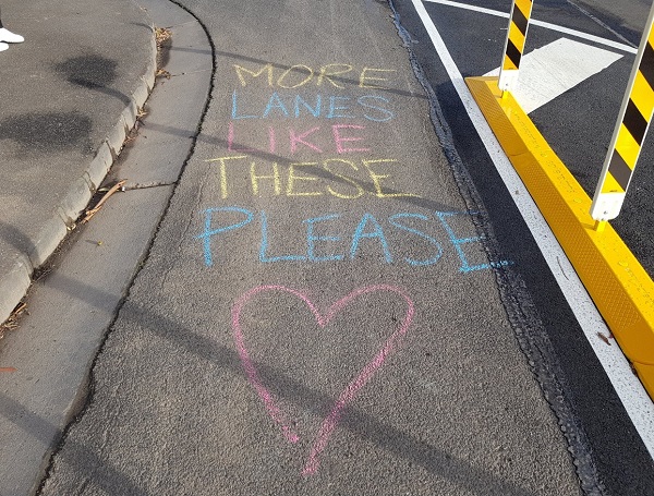 Image: Luke Poland via twitter "Spotted some love for new lanes in Richmond! Nice work @YarraCouncil!!"