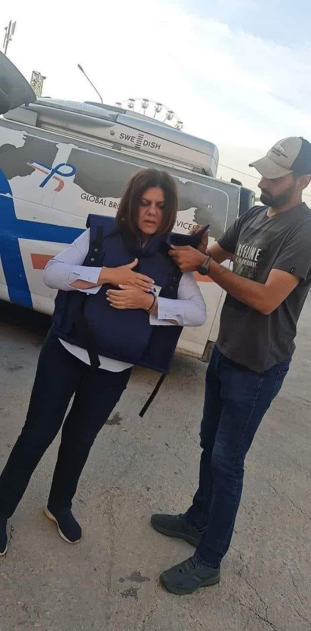 Last picture of Shireen Abu Akleh shortly before being shot in the field