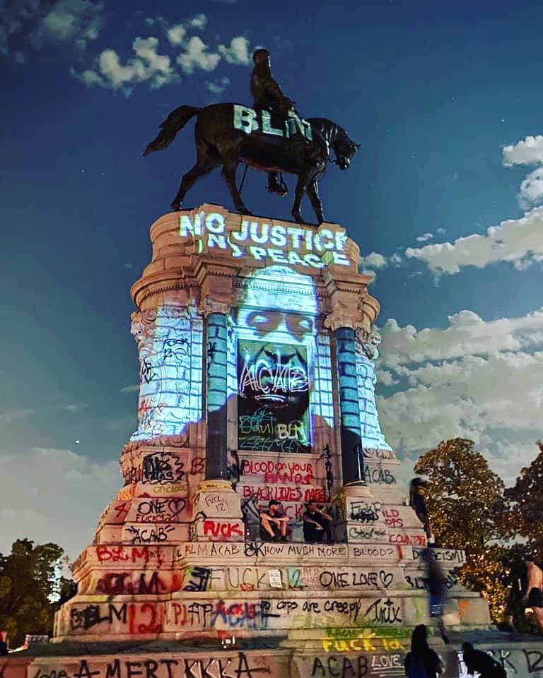 Robert E. Lee Statue in US repurposed