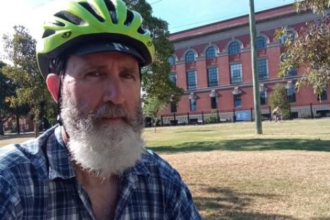 "Yeah it's too hot, stay home" Steve @ Park Street contra-flow lanes, Fitzroy North