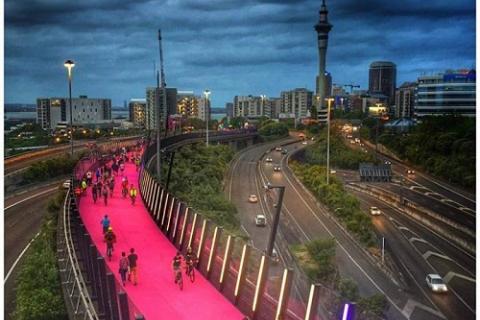 Nelson Street Cycleway, Auckland, image: Phil Walter