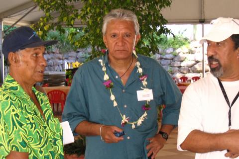 Trade unionist and President of Moruroa eTatou Roland Oldham with Moruroa workers.