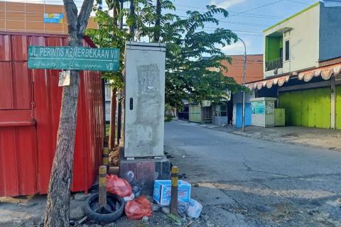 Pioneer Of Freedom Street IV housing hundreds of refugees in Makassar City, Indonesia. Photo courtesy of Alfred Pek