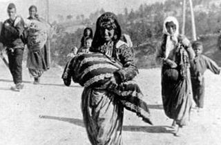 Armenian woman and child in deportations 1915 Armin T Wegner Collection