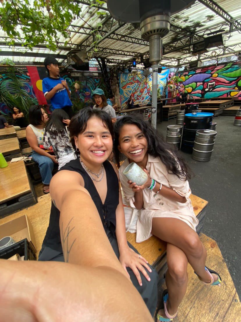 Fiza and Rue selfie at market