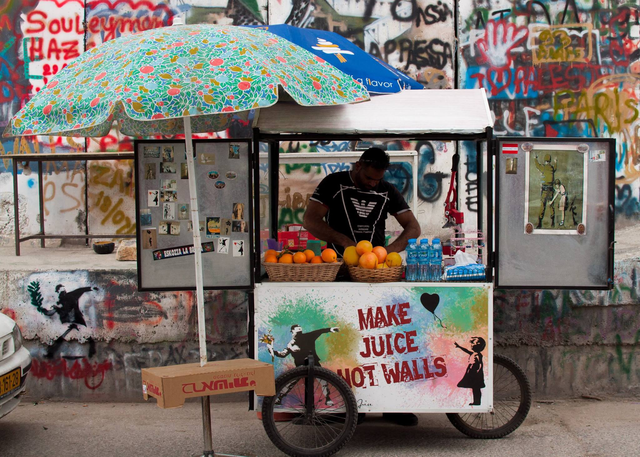 Make juice not walls photo