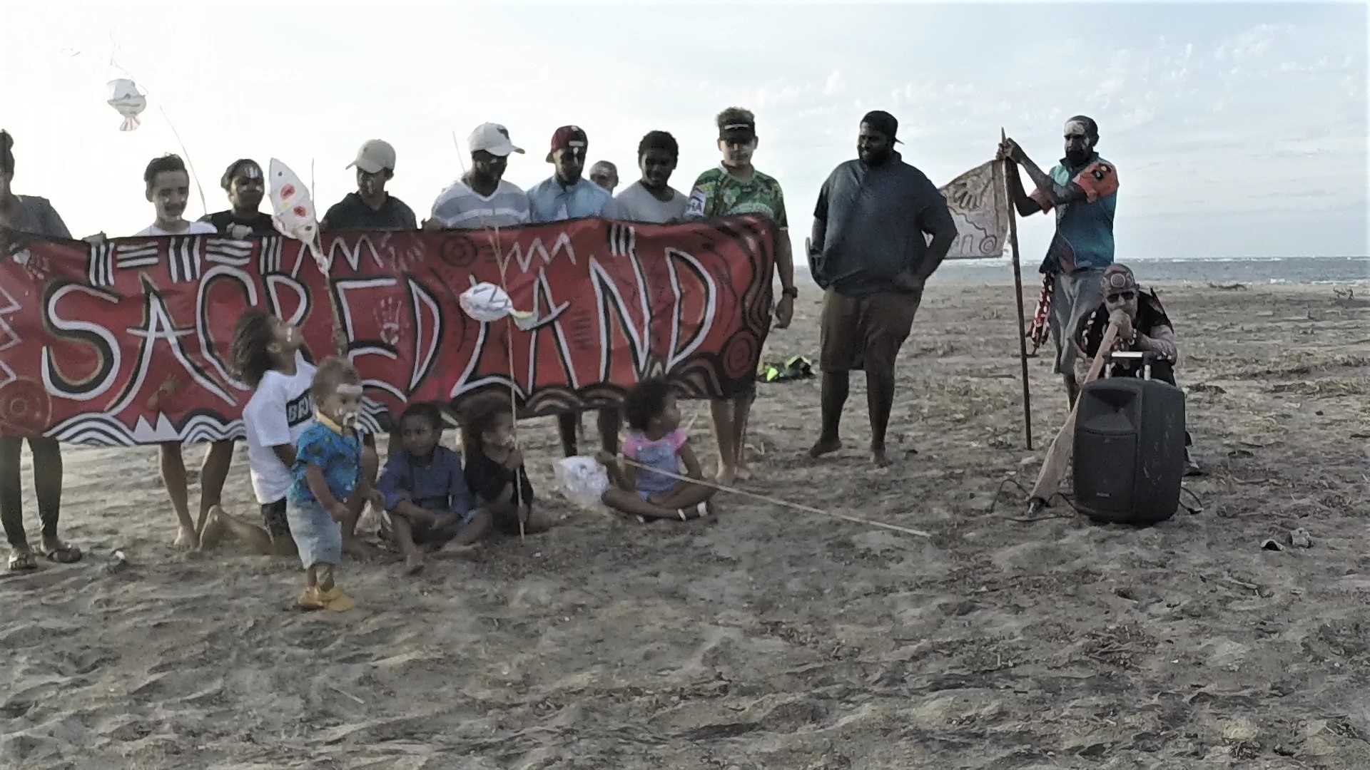 Ken Peters Dodd plays didgeridoo at a Whale Ceremony 